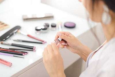 Makeup Tips for Beginners: A Step-by-Step Guide to Enhance Your Natural Beauty