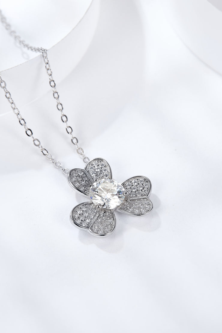 Moissanite Clover Pendant Necklace - Ruby's Fashion