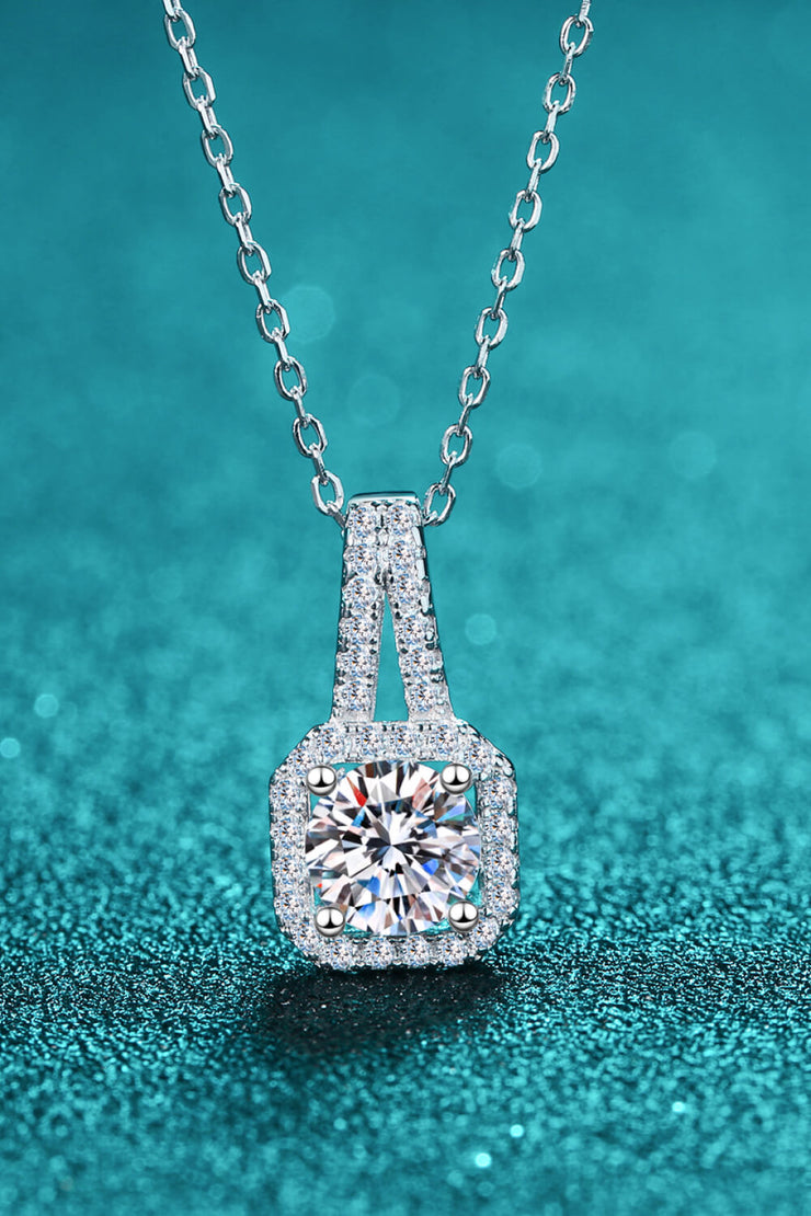 Look Amazing 2 Carat Moissanite Pendant Necklace - Ruby's Fashion